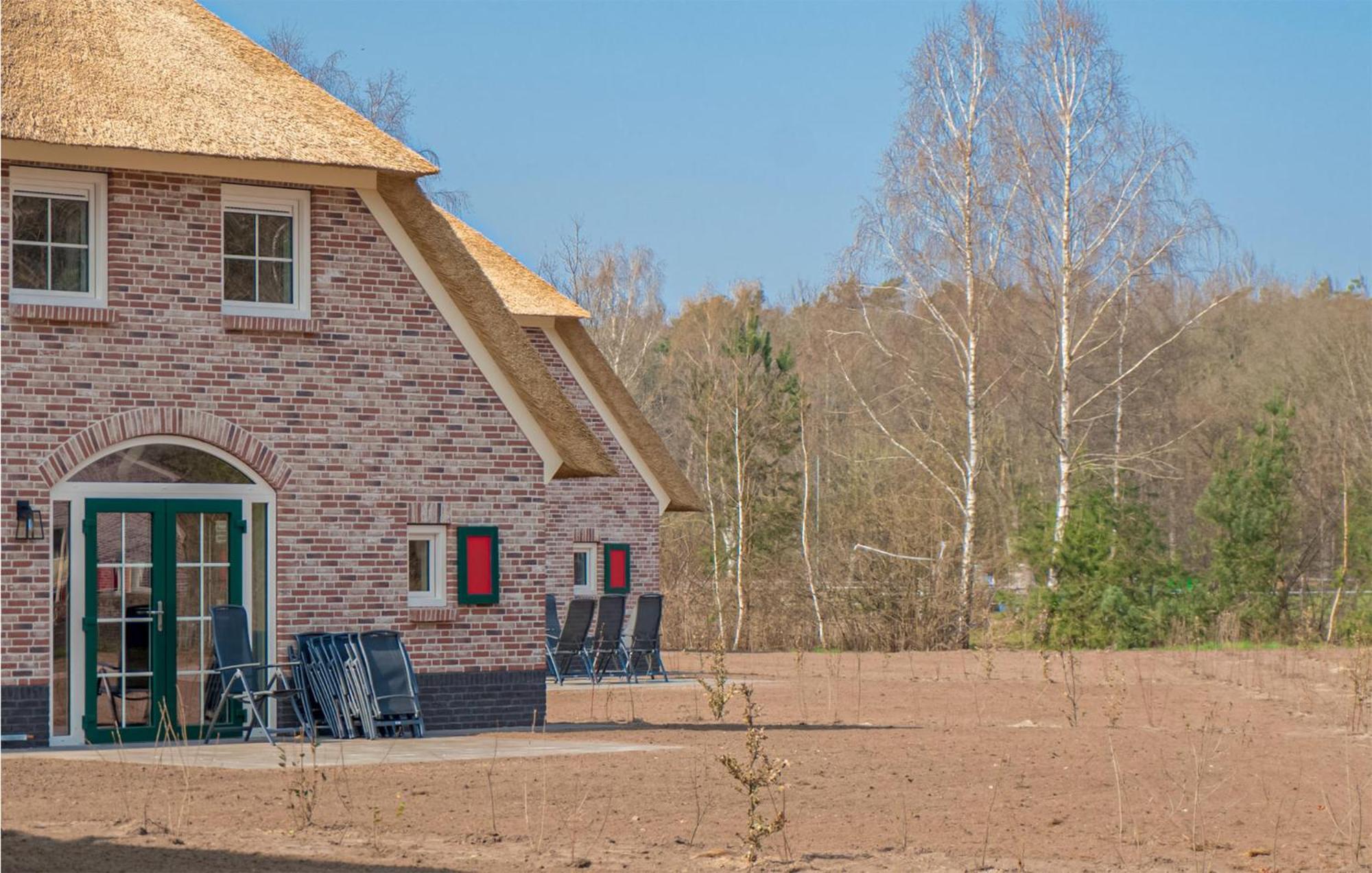 Cozy Home In Den Ham With Kitchen 外观 照片